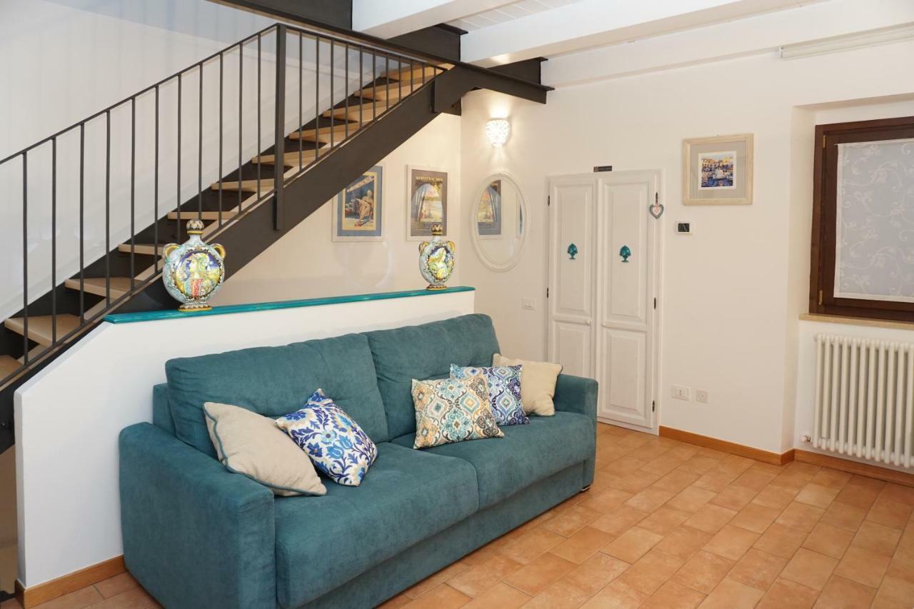 Casa Vacanze Torre Dei Gualtieri Villa San Benedetto del Tronto Luaran gambar